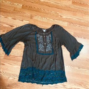 Krista Lee blouse 100% rayon